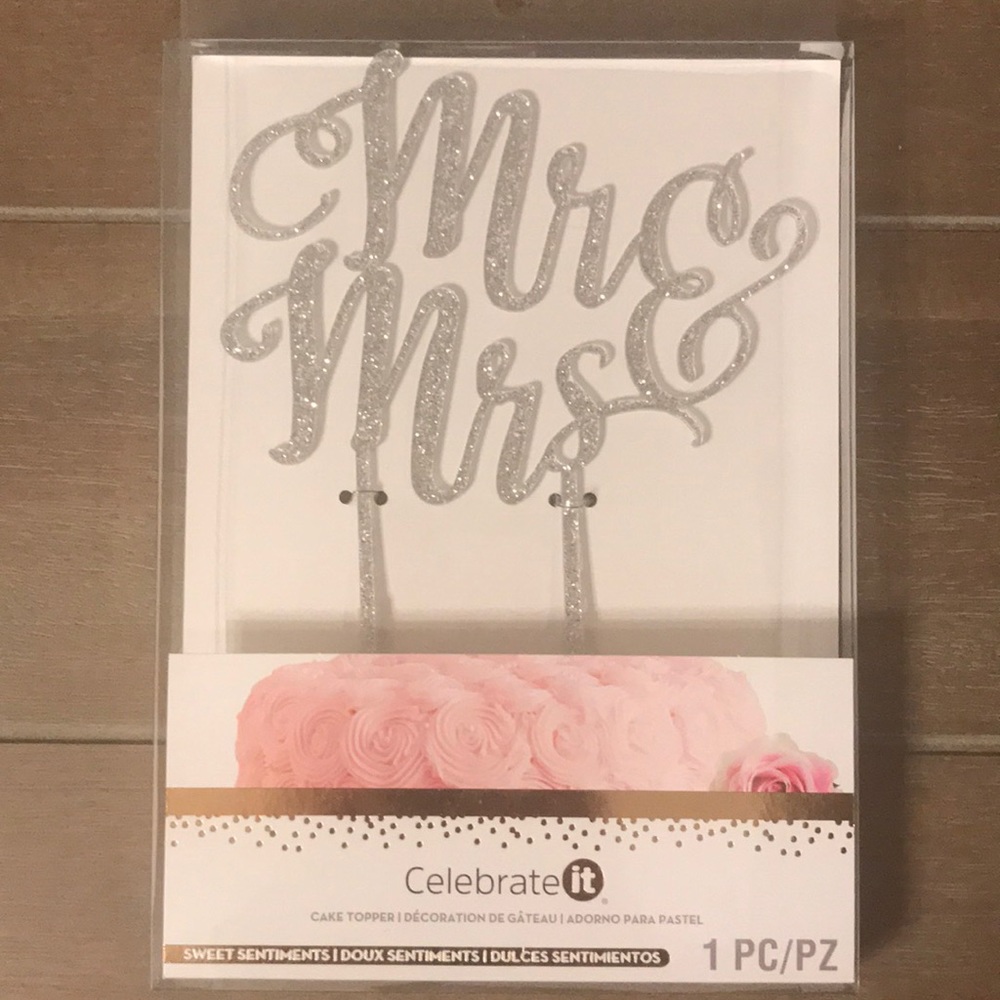 Mr & Mrs Cake Topper